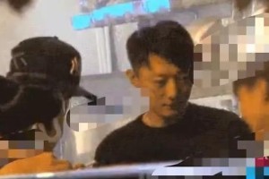 董璇新恋情曝光，与苏小玎亲密互动引热议