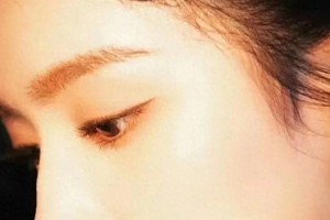 苏晓彤甜美治愈写真：邻家女孩的温暖魅力