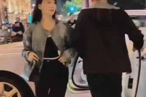 叶珂生娃传闻：与黄晓明绯闻再起，秘密领证疑云